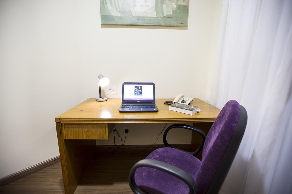 Quality Suites Vila Olimpia San Paolo Esterno foto